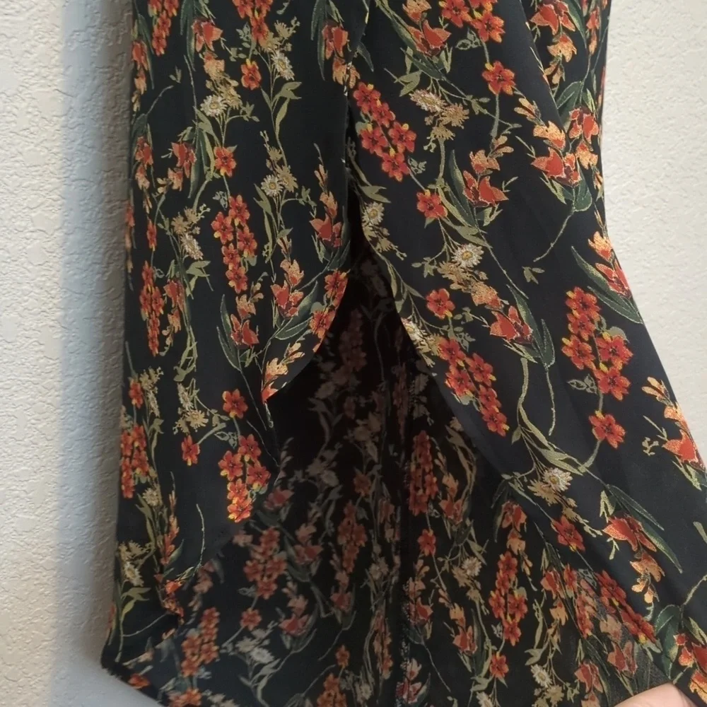 Chelsea & Violet black multicolor floral flutter sleeve cut out maxi jumpsuit - Picture 7 of 10